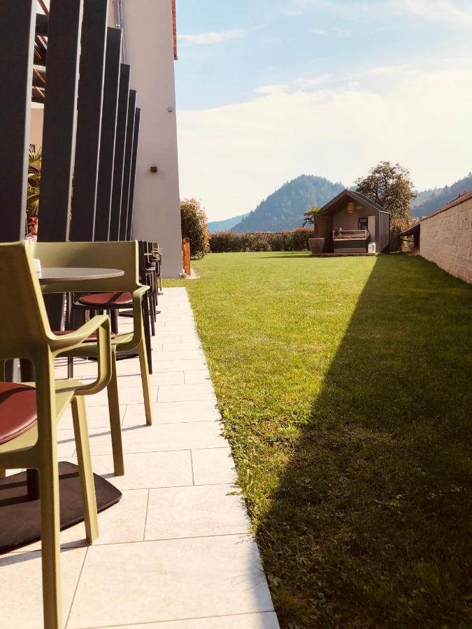 Na Vasi Restavracija In Prenocisca Hotel Škofja Loka Екстериор снимка