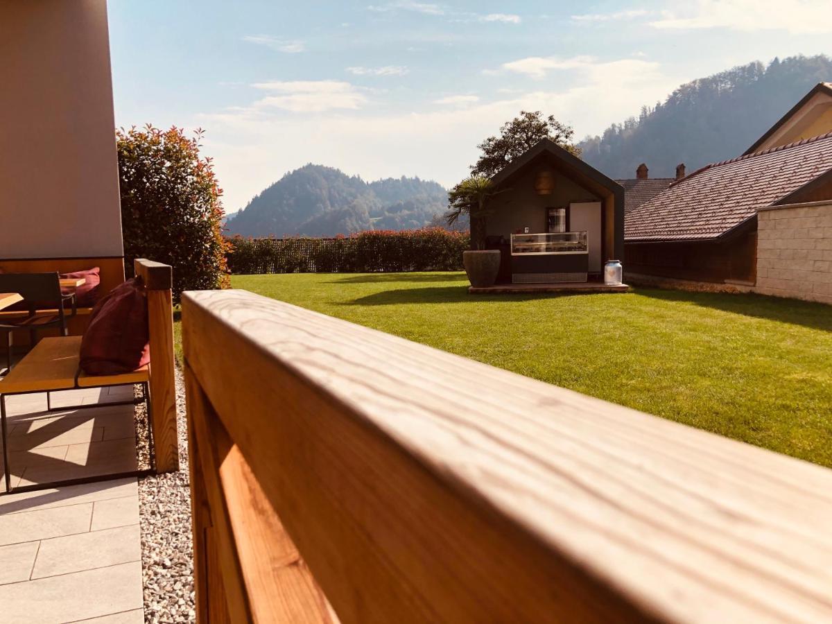 Na Vasi Restavracija In Prenocisca Hotel Škofja Loka Екстериор снимка