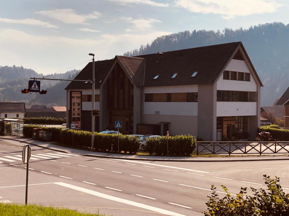 Na Vasi Restavracija In Prenocisca Hotel Škofja Loka Екстериор снимка