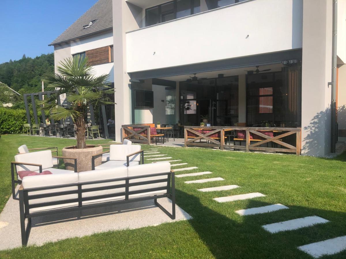 Na Vasi Restavracija In Prenocisca Hotel Škofja Loka Екстериор снимка